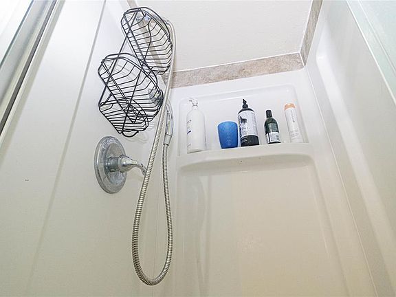 3rd image of 9400 Bellaire Blvd Unit 105