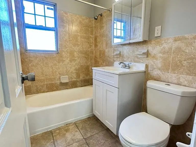 Promenade Villas & Commons — Photo 8