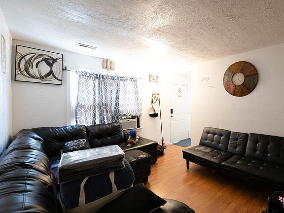 2nd image of 1742 N Erie Ave