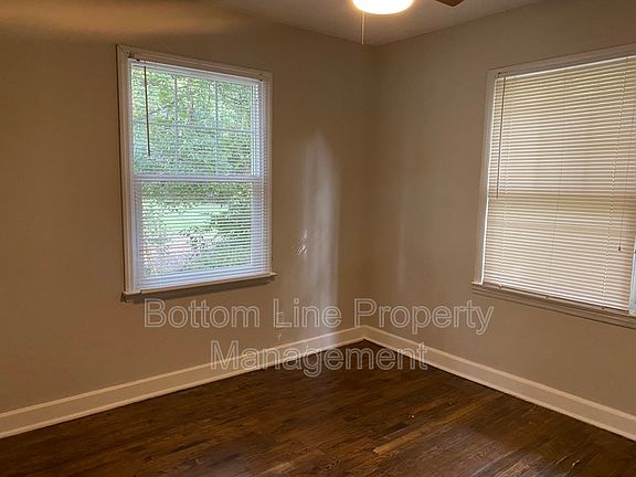 5th image of 4030 Bearwood Ave #2