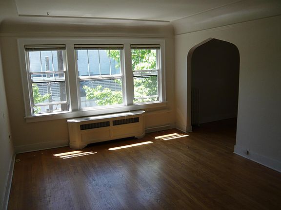 2nd image of 303 16th Ave E APT 306