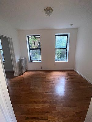 3rd image of 541 W 142nd St #4