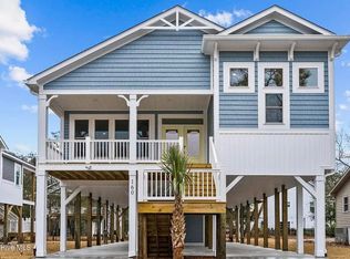 212 NE 57th St, Oak Island, NC 28465