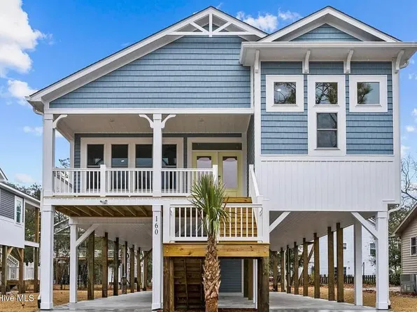 212 NE 57th Street, Oak Island, NC 28465