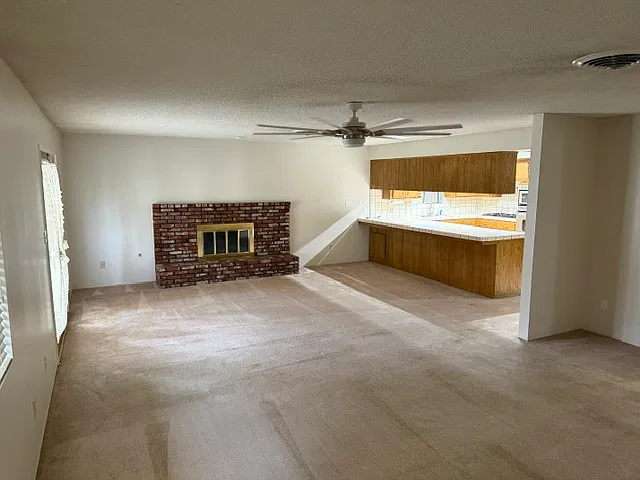 3 bed, 1900 sqft, $2,500 — Photo 3