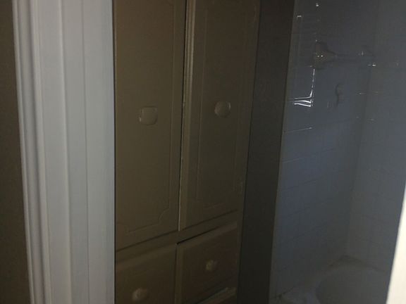 4th image of 3215 Spurlock St
