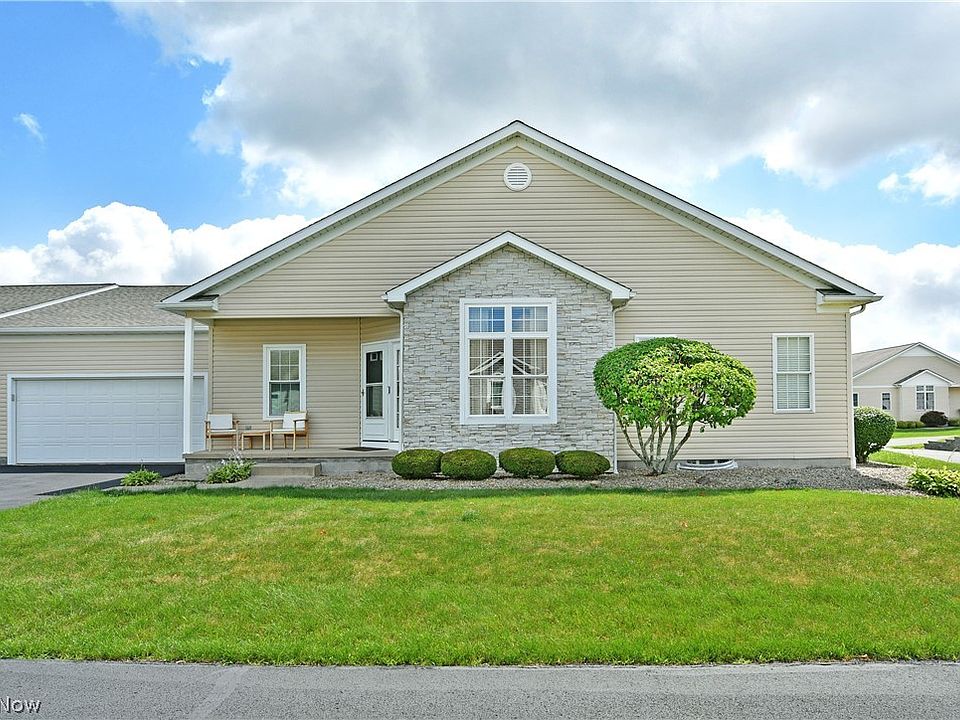 1st image of 24 Abbington Dr NW