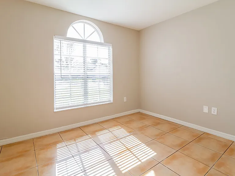 312 Riunite Cir — Photo 13
