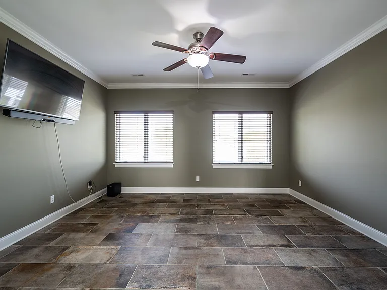 3111 Saint Elmo Ave — Photo 22