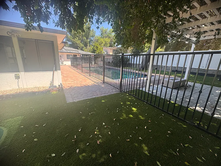 4825 San Feliciano Dr — Photo 35