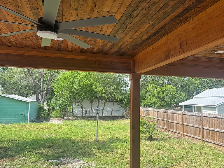 314 Lone Star Blvd — Photo 15