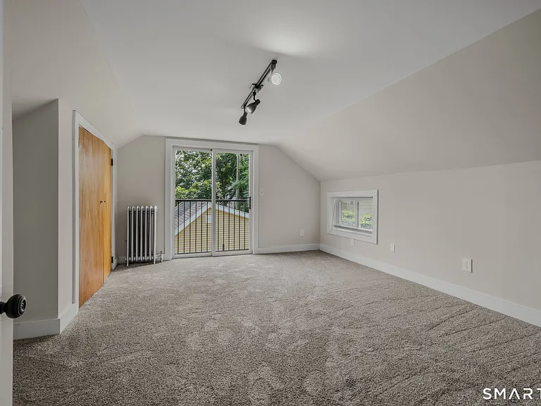 115 Pequot Ave — Photo 24