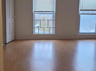 104 Ash St APT 3, Manchester, NH 03104