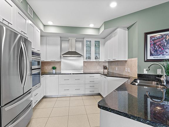 3rd image of 2401 N Ocean Boulevard #501
