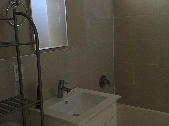 5th image of 60 Dearborn St APT 6