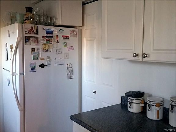 5th image of 6 Parkview Ct