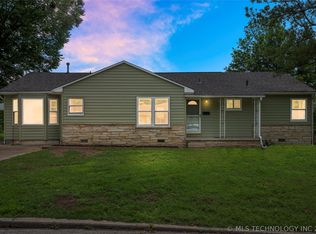1115 N Maple Ave, Sand Springs, OK 74063