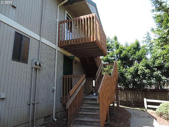 2nd image of 7302 NE 16th Ave APT 4