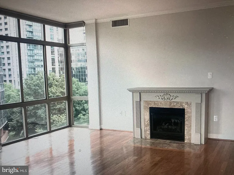 1001 N Randolph St #509 — Photo 5