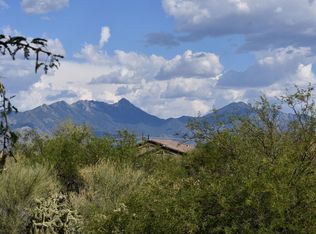 523 W Moorwood St, Green Valley, AZ 85614