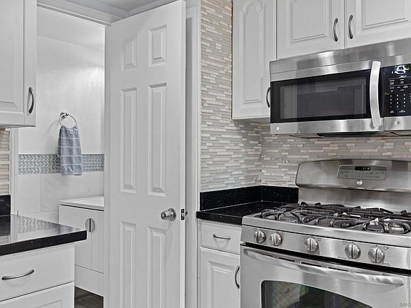 5th image of 8022 Winter Gardens Blvd Unit C