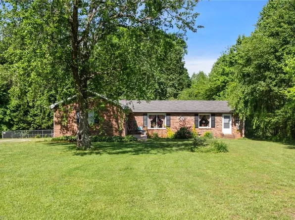 2617 Flint Hill Rd, East Bend, NC 27018