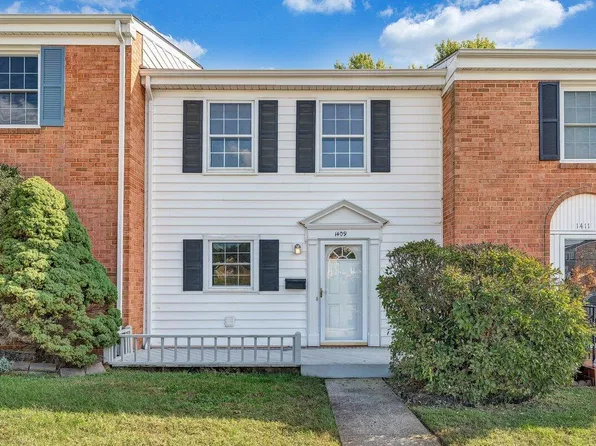 1409 Wyndham Dr, Vinton, VA 24179