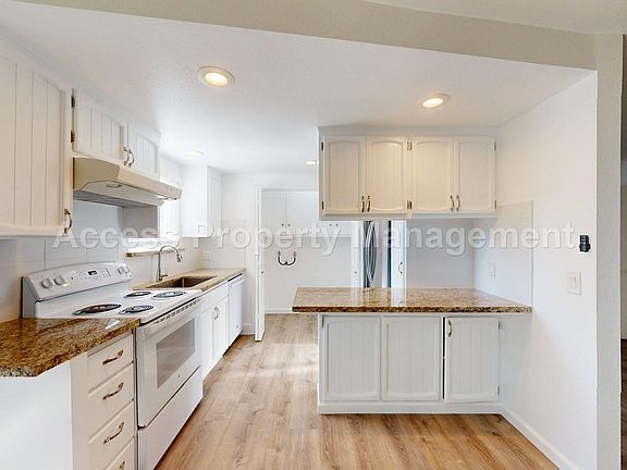 3rd image of 229 Starr Ave