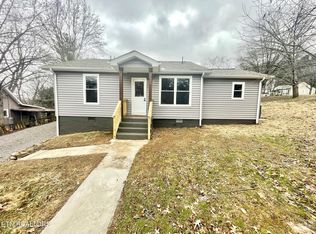 110 S 6th St, Maryville, TN 37804