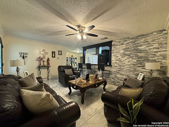 3rd image of 4222 PARKWOOD DR