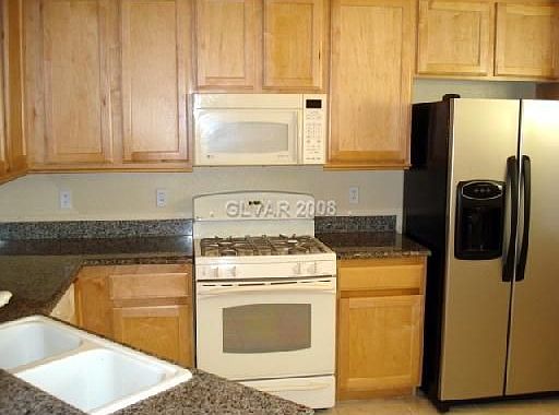 2nd image of 1059 Sonora Hill Ct