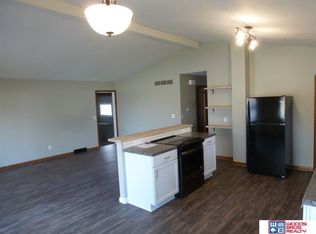 353 N 56th St, Lincoln, NE 68504