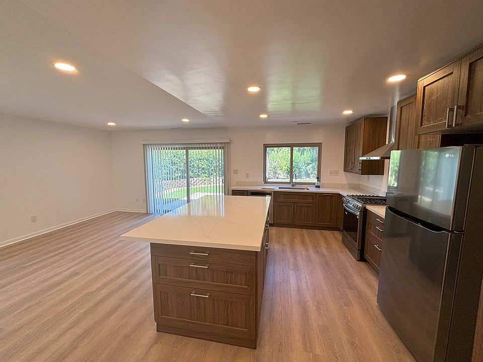kitchen /family room