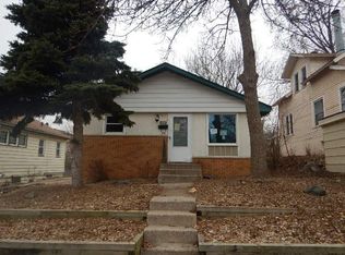 989 Jameson St, Saint Paul, MN 55103