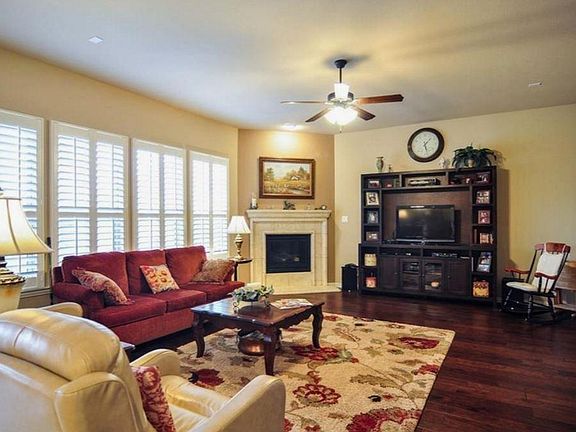 5th image of 1803 Camlin Ct