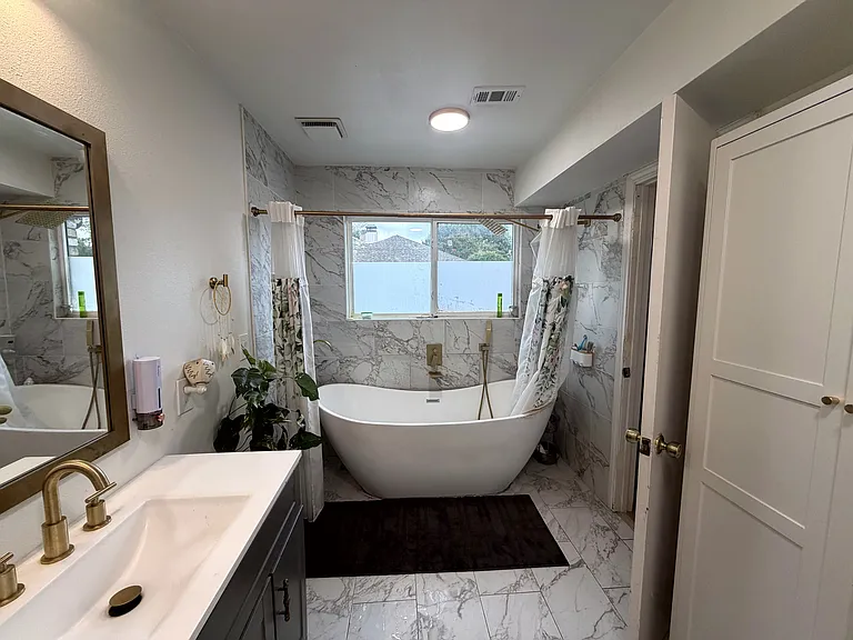 3101 Bandolino Ln — Photo 4