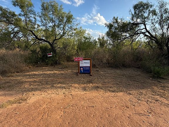 4th image of 307 Bluebonnet LOT A0714