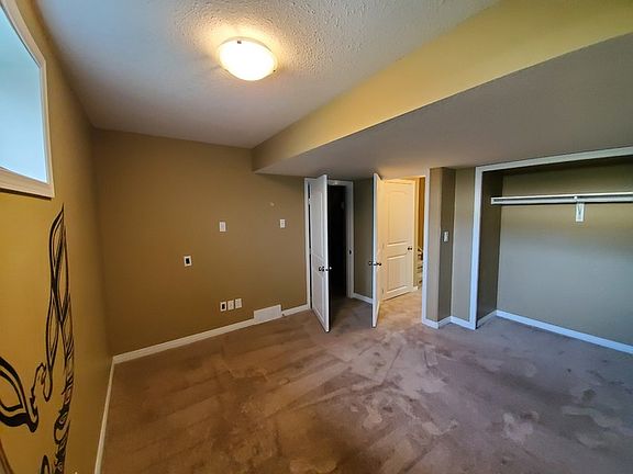 4th image of 11218 69th Ave