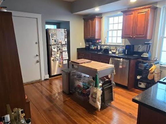 2nd image of 835 Fellsway #1B-201