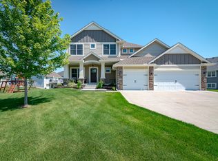 2325 Samara St, Shakopee, MN 55379