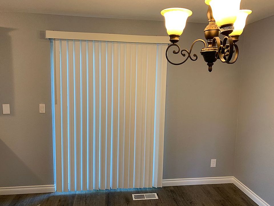 1st image of 1003 W 42nd Ave