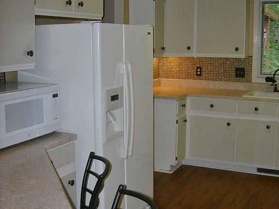 5th image of 3552 Woodlane Dr