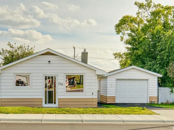 316 2nd AVENUE W, Biggar, SK S0K 0M0