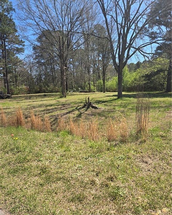 2nd image of 1634 Troy Dr