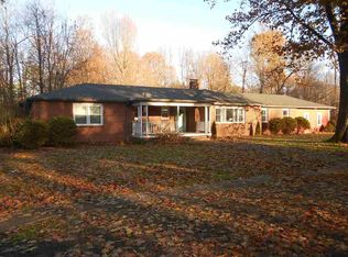 165 Allendale Ct, Terre Haute, IN 47802