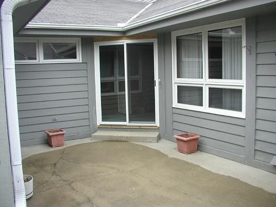 3rd image of 15674 W Brook Dr