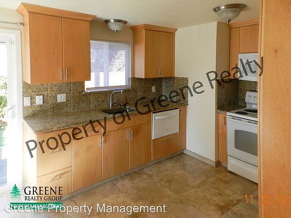 2nd image of 246 W St SE