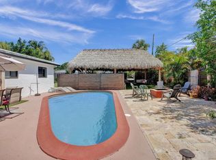 2099 NE 4th Ct, Boca Raton, FL 33431