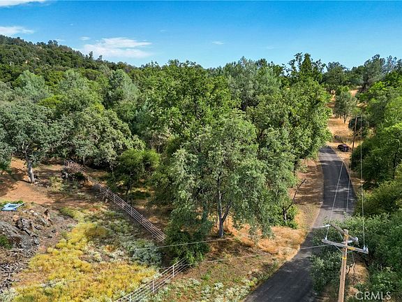 5th image of 18025 Dolores Ln