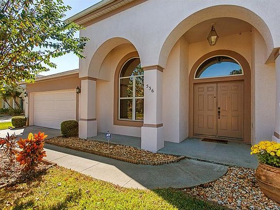 2nd image of 536 Lakehaven Cir